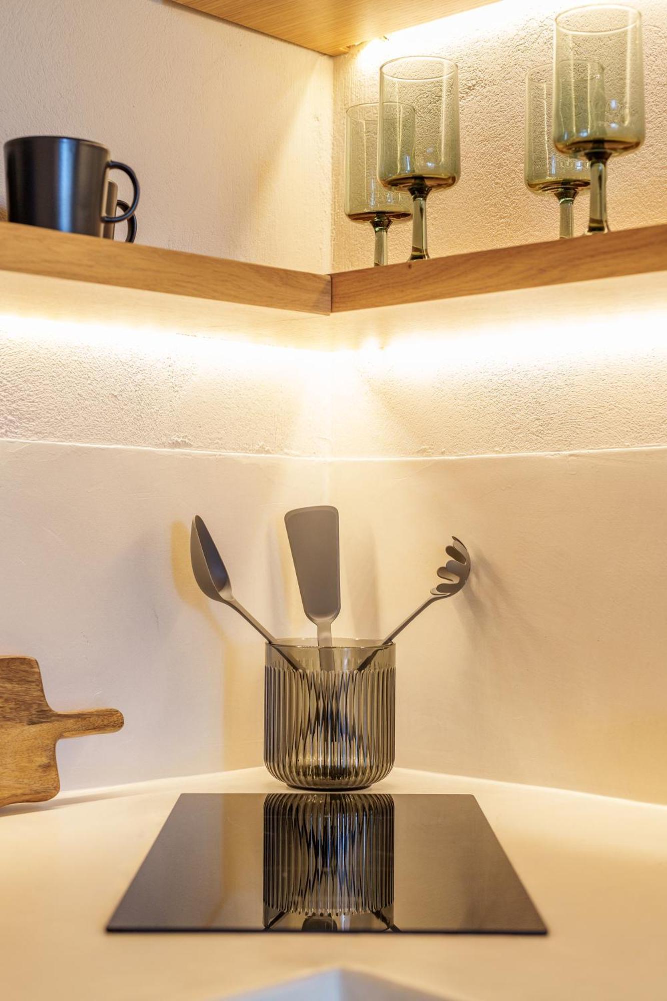 Sugarwhite Suites With Private Not Heated Pool Emporio  Ngoại thất bức ảnh